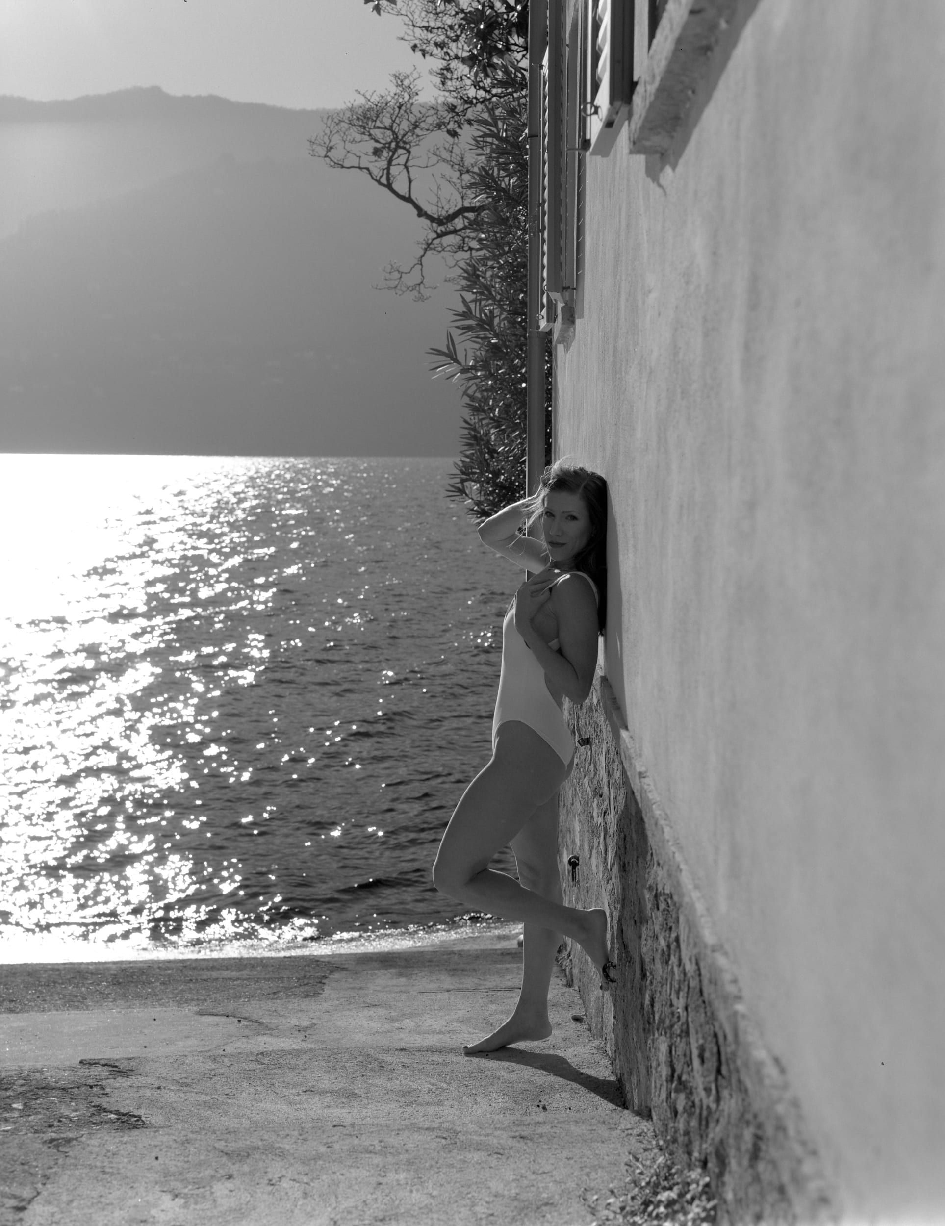 Black and white analog photograph shot on Mamiya RZ67 Pro II and Fujifilm Neopan Acros II 400 in Lake Como, Italy by TheAnalogPhotographer (United States). [Fashion]