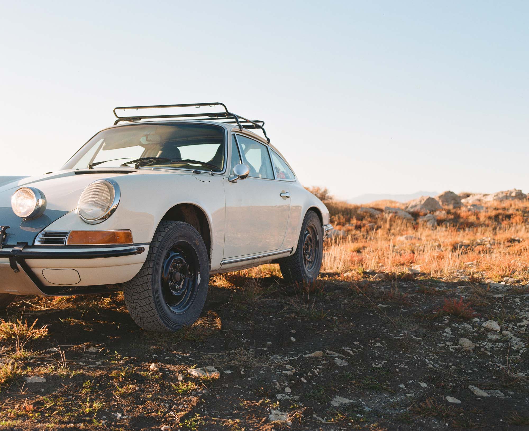 Color analog photograph shot on Mamiya RZ67 Pro II and Kodak Gold 200 in Utah by TheAnalogPhotographer (United States). [Automotive]