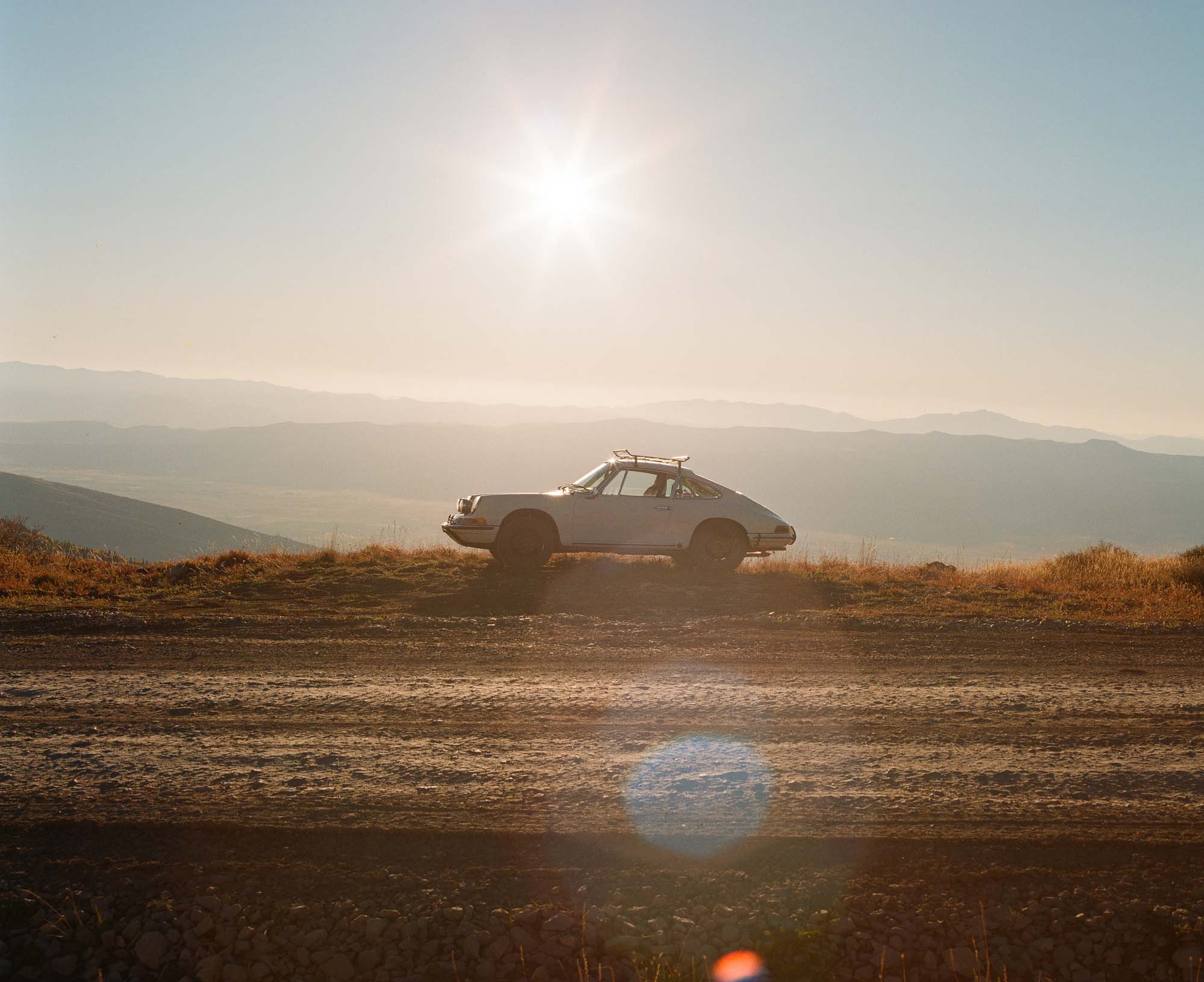 Color analog photograph shot on Mamiya RZ67 Pro II and Kodak Gold 200 by TheAnalogPhotographer (United States).