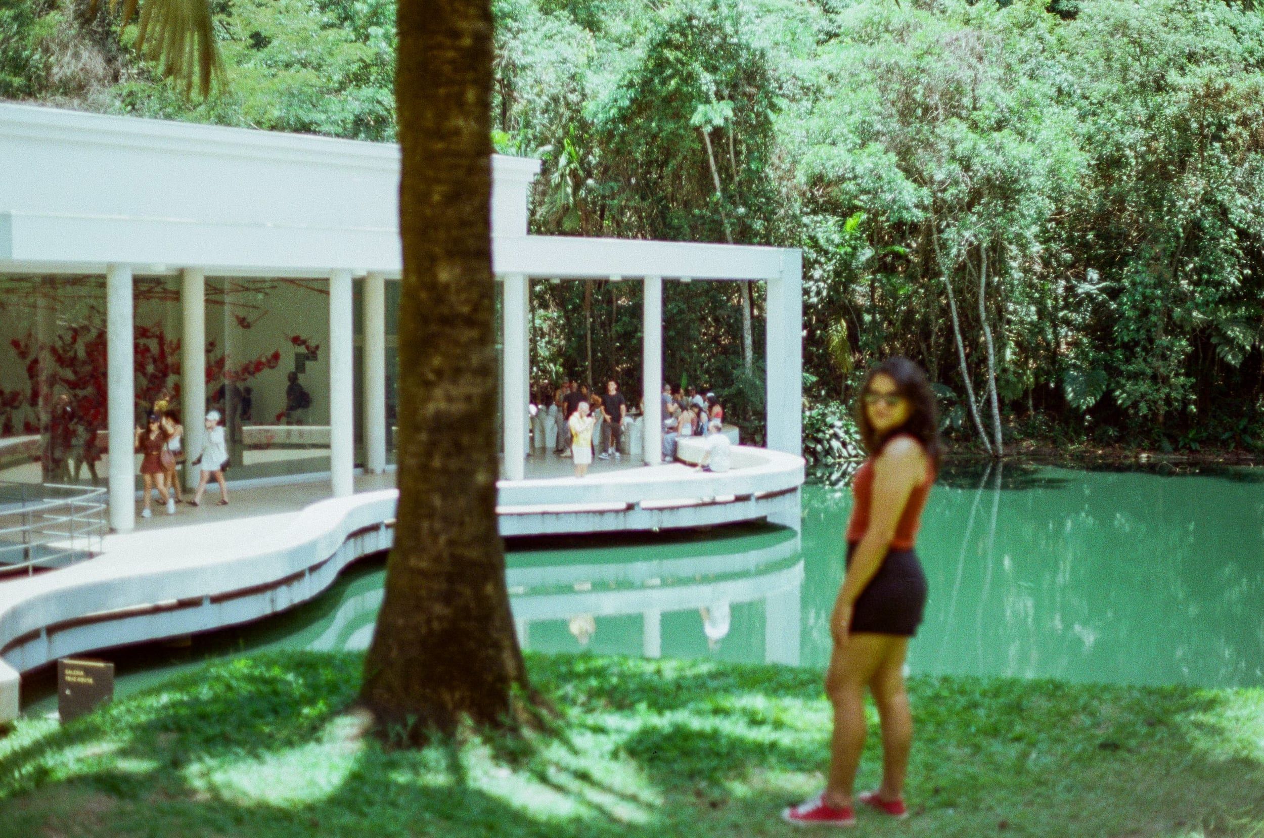 Color analog photograph shot on Canon FTb and Kodak Vision3 250D with FD 50mm f/1.8 by geologyncoffee (Brazil). [Travel]