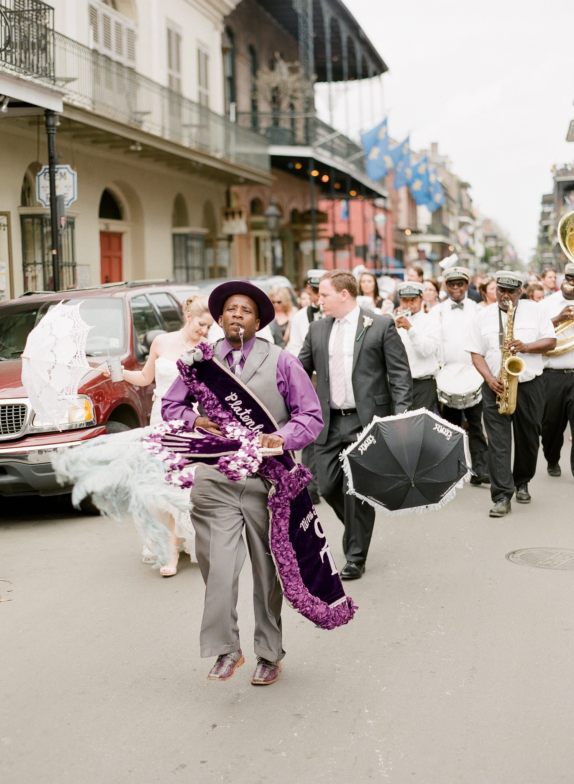 Color analog photograph shot on Contax 645 and Fujifilm Fujicolor Pro 400h Professional with 80mm f2 in New Orleans, Louisiana by Jack_von_Linden (United States). [Travel]