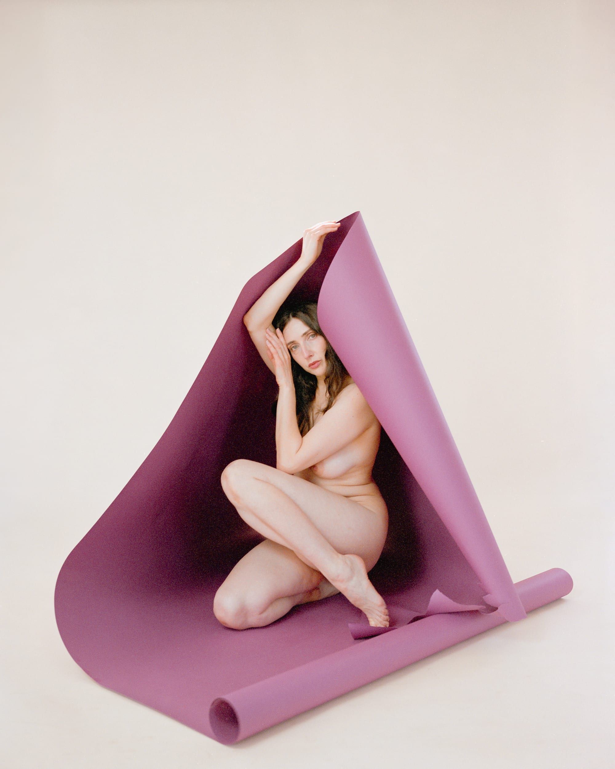 Color analog photograph shot on Mamiya 7ii and Fujifilm Fujicolor Pro 400h Professional with 80mm f4 in Columbus, Ohio by Jack_von_Linden (United States). [Boudoir (NSFW)]