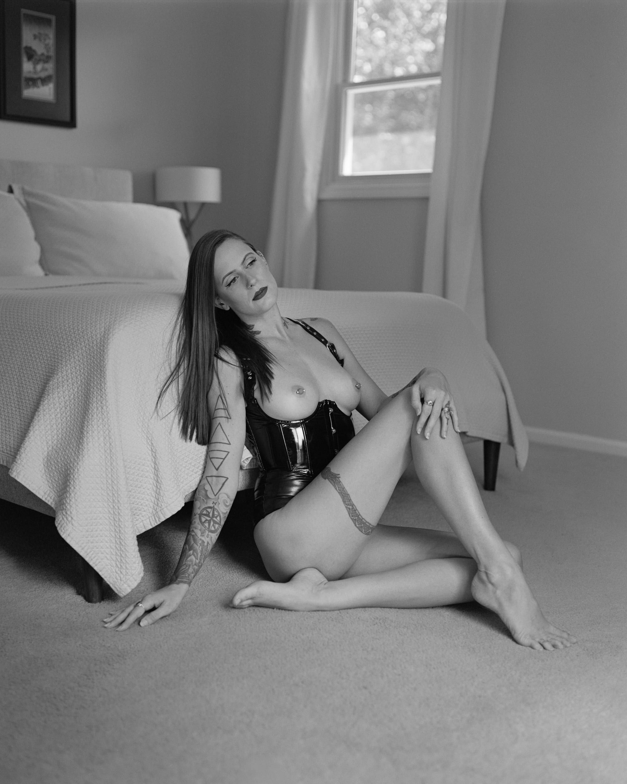 Black and white analog photograph shot on Plaubel Makina 670 and Kodak Professional T-Max 400 with Nikkor 80mm f2.8 (fixed) in Columbus, Ohio by Jack_von_Linden (United States). [Boudoir (NSFW)]