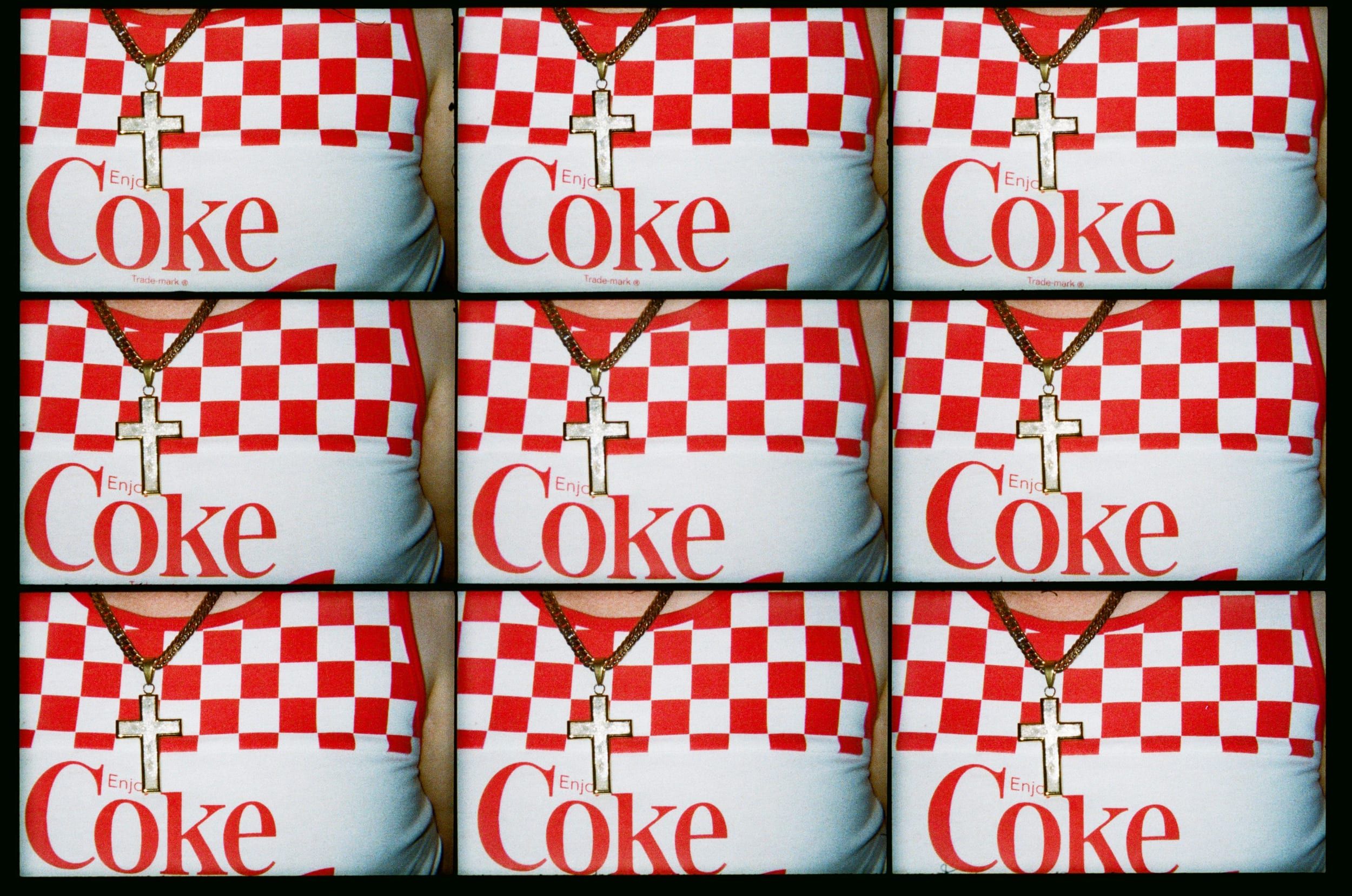 Color analog photograph shot on Lomo Pop 9 and Kodak Professional Ektar 100 by mikewwilliams (United States). [Art]