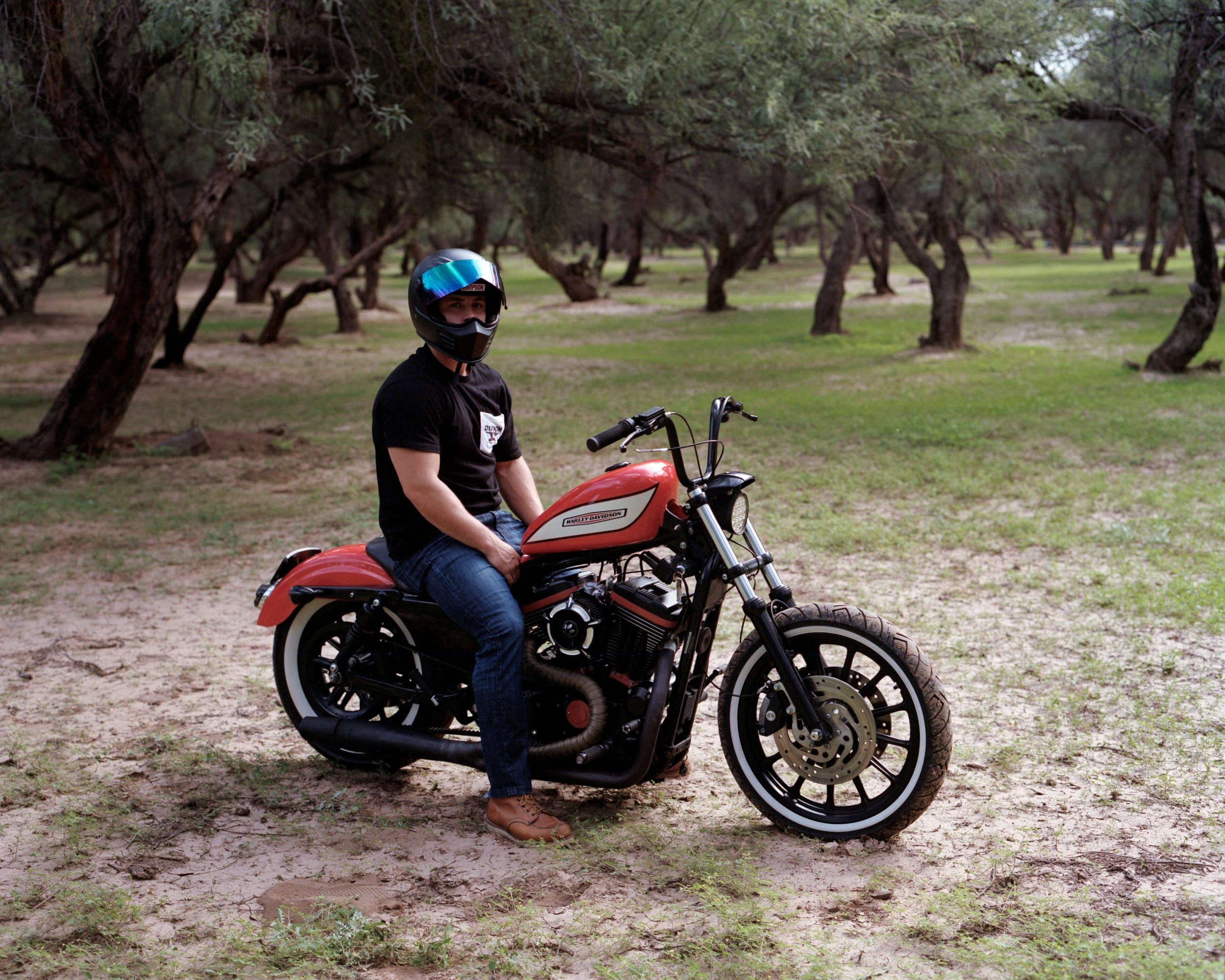 Color analog photograph shot on Pentax 6x7 and Kodak Professional Portra 400 with 105mm by mikewwilliams (United States). [Portraits]